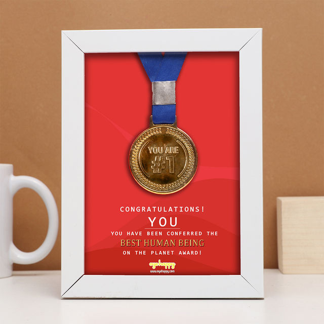 Oye Happy Best Human | Medal Frame for Mother's Day