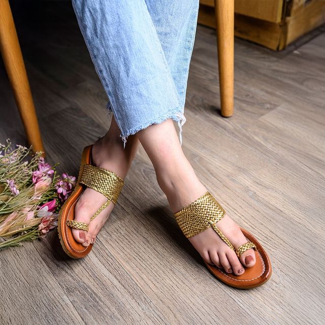 Shoetopia Women Golden Flats | UK 7