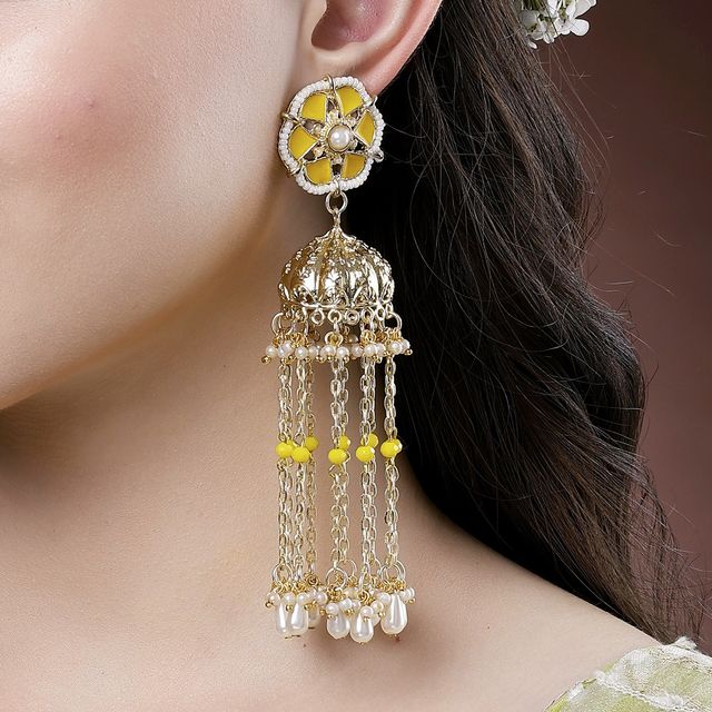 Karatcart Women's Jhumki Earrings Yellow and Gold One Size | 33017775
