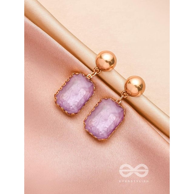 Everstylish The Purple Haze- Golden Embellished Earrings