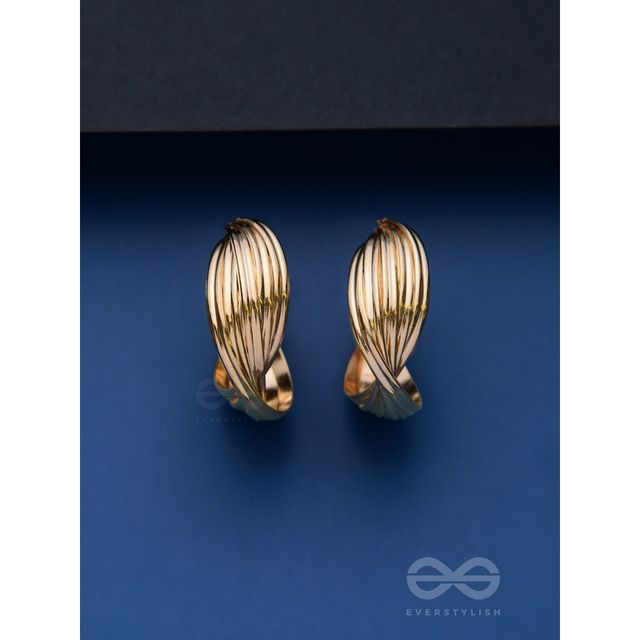 Everstylish Leveling It Up - Statement Golden Hoops