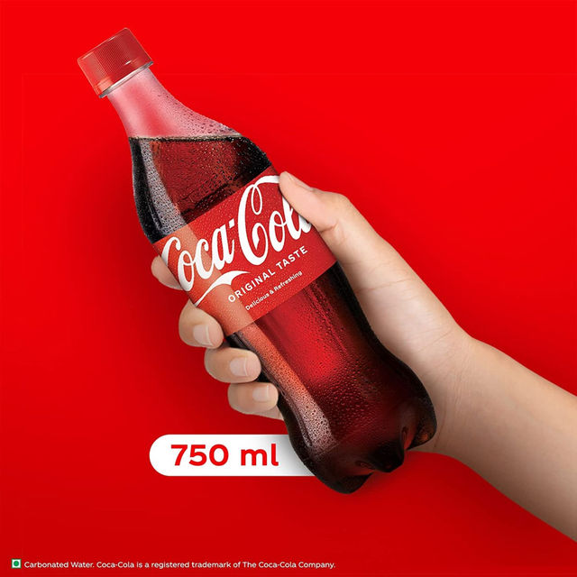 Wow! Veg Darjeeling Momos(20pc) & Coca-Cola Soft Drink(750ml) Combo
