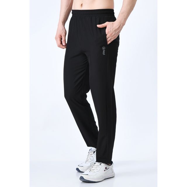 PlayR Men's Running Strike 95% Polyester 5% Spandex | Black - M
