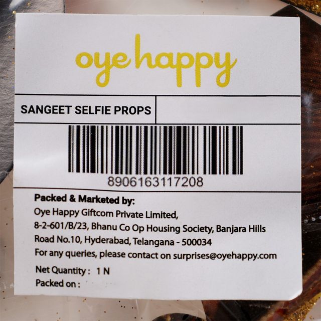 Oye Happy Sangeet Selfie Props