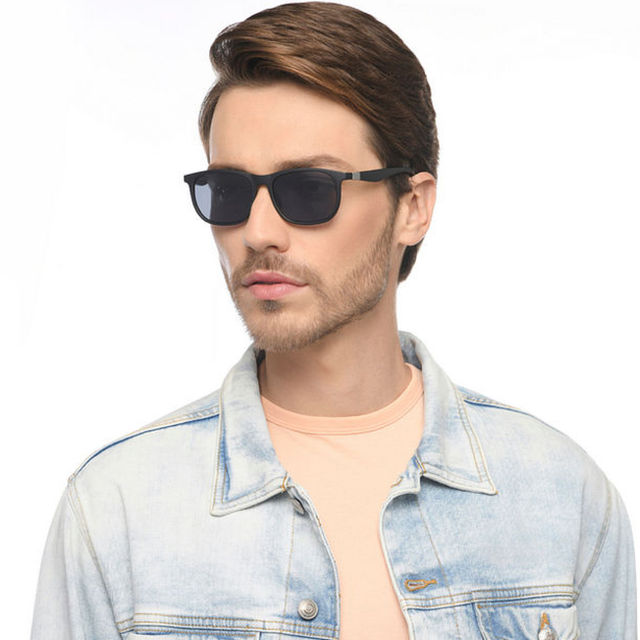 Vincent Chase By Lenskart Unisex Solid Polycarbonate Wayfarer Sunglasses | Black - L