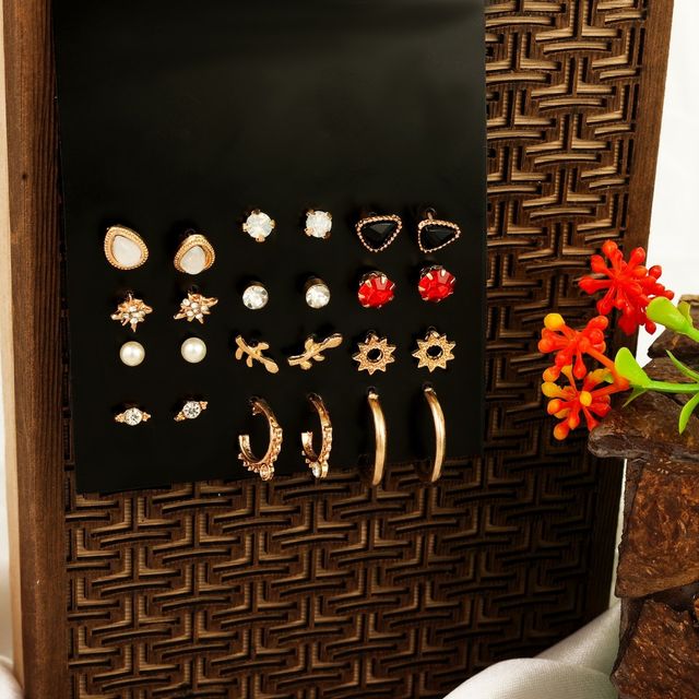 Fashion Frill Women's Stackable Earings Gold Regular