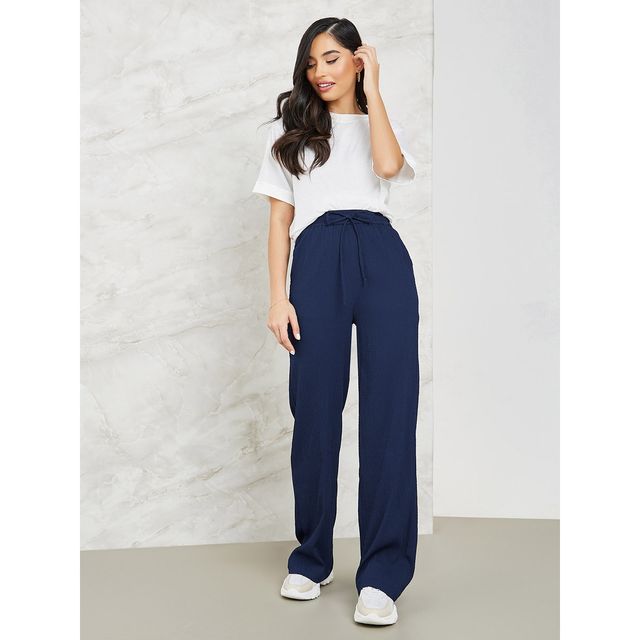 Styli Women's Wide Leg Pants with Texture and Side Pocket | Navy Blue - 26