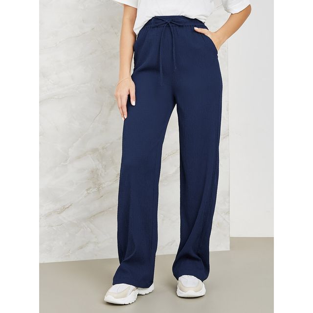 Styli Women's Wide Leg Pants with Texture and Side Pocket | Navy Blue - 26