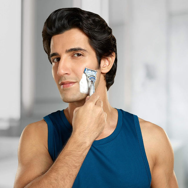 Gillette Mach 3 Razor for men (1 Handle+ 2 shaving blades) + Regular pre shave foam(50gm) combo.