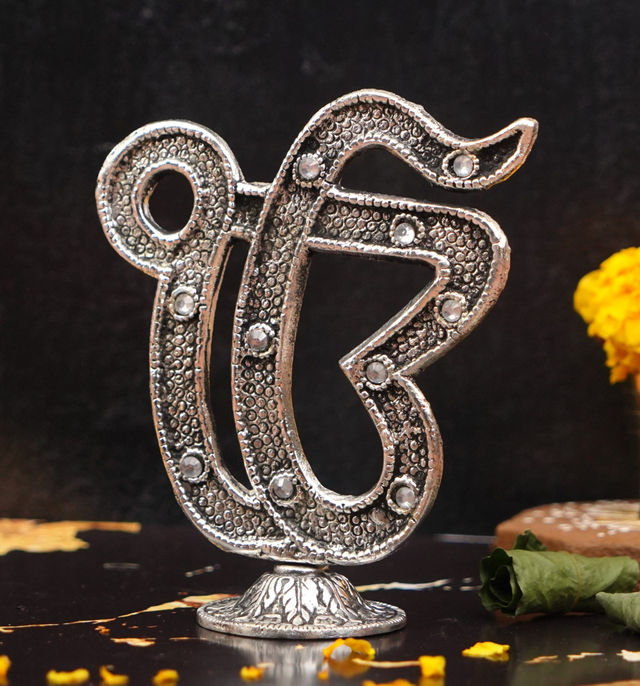 ServDharm Ik Onkar Showpiece