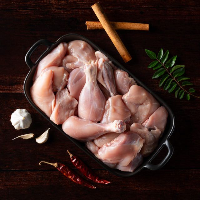Relish Chicken Curry Cut Without Skin(500gms) & Relish Basa / Pangas Fillet(300gms) Combo