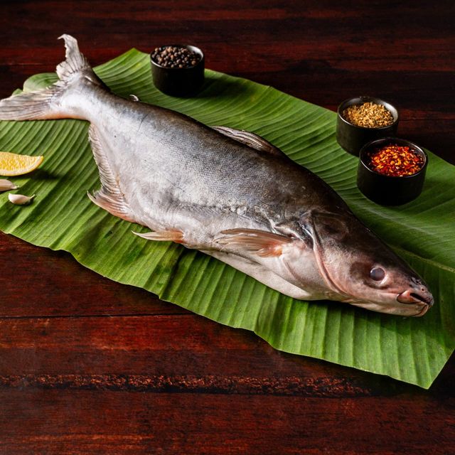 Relish Chicken Curry Cut Without Skin(500gms) & Relish Basa / Pangas Fillet(300gms) Combo