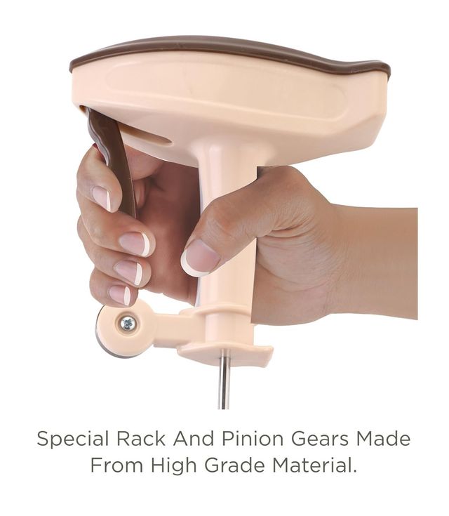 Crystal Plastic Impel Hand Beater / Blender (Colour May Vary)