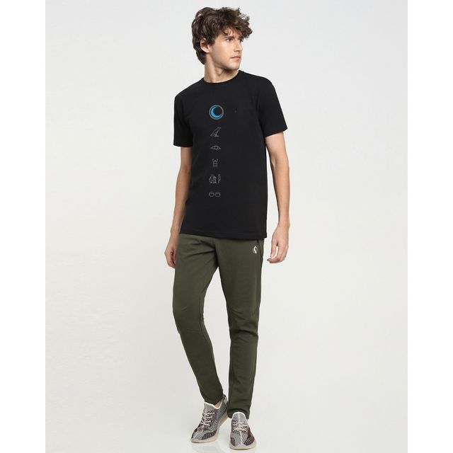 Bewakoof Official Marvel Merchandise Men's Marvel Moon Knight Graphic Printed T-shirt | Black | M