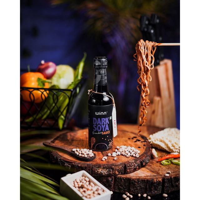 Winn Dark Soya Sauce Glass Bottle | Chinese Sauce | No MSG | No Artificial Colours or Flavours