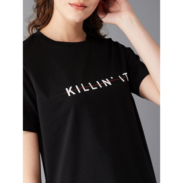 Miss Chase Women s Killin It Round Neck T-shirt Black | M