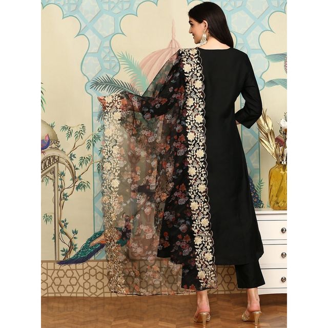 Ishin Women Kurta Set with Dupatta | INWSDS24389 | Black - M