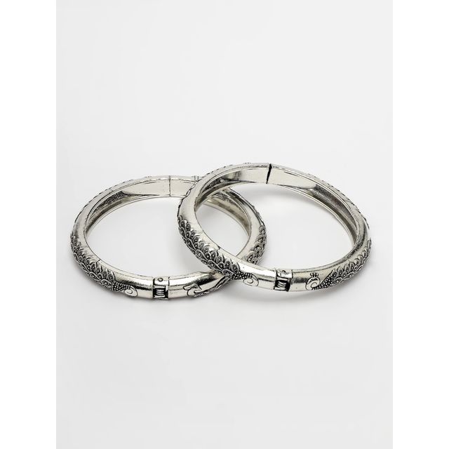 NVR Women's Set of 2 Silver-toned German Silver Peacock Design Oxidised Kada Bangle | NVR2478