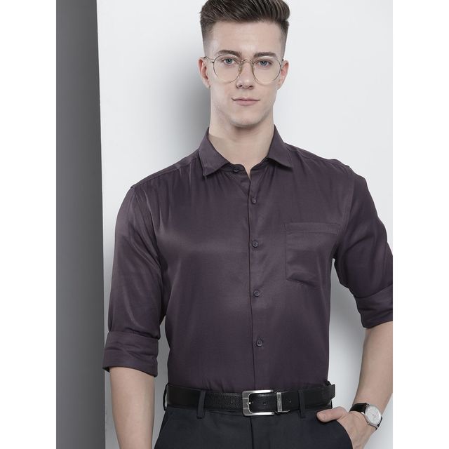 The Indian Garage Co Men's Slim Fit Solid Formal Shirt | Purple - M