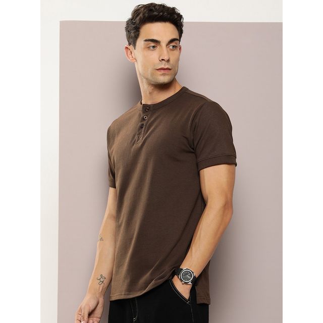 Dillinger Men's Henley Neck Honeycomb Structure T-shirt | Brown - M