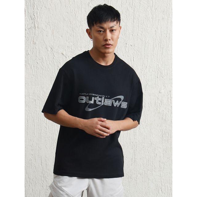 Hubberholme Men's Graphic Printed Drop Shoulder Relaxed Fit T-shirt | Black - XL