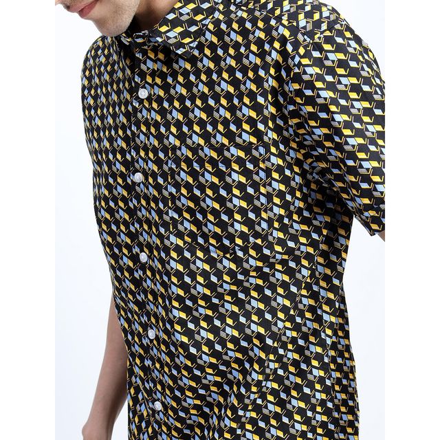 Highlander Men's Slim Fit Printed Casual Shirt - Black and Yellow | L