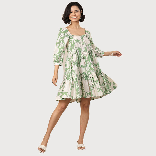do a line dresses suit pear shapes A-line one piece dress with lapel collar