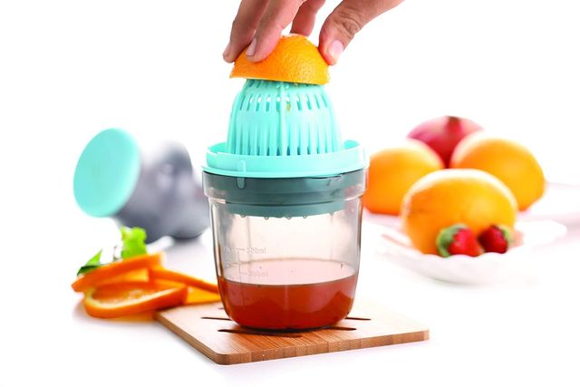 Crystal Plastic Xpress Handy Juicer 2 In 1, Multicolour