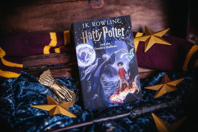 Harry Potter And The Deathly Hallows