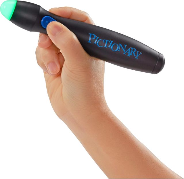 Mattel Games Pictionary Air Drawing Game, Family Game with Light-up Pen and Clue Cards, Links to Smart Devices