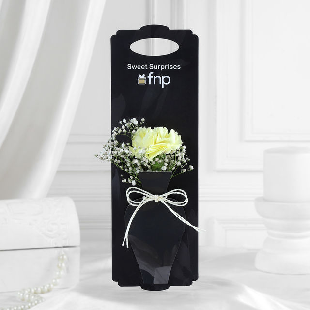FNP Single Carnation Bouquet
