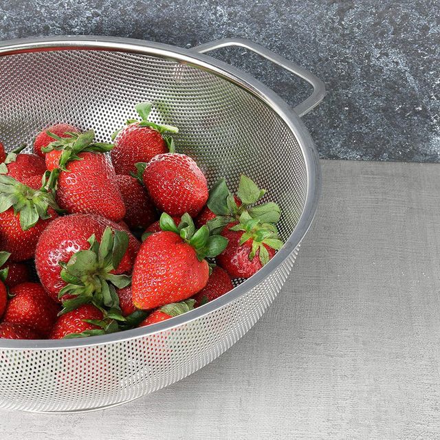 Kuber Industries Small Stainless Steel Colander Strainer with Handle | 20x20x8 CM | Silver