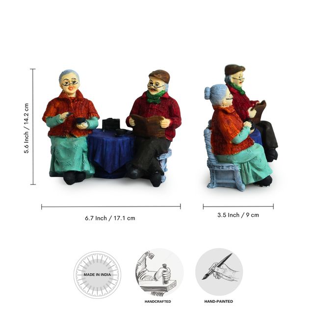 ExclusiveLane Italian Chit-Chatting Old Couple Modern Decorative Showpiece | Handcrafted | 17 cm