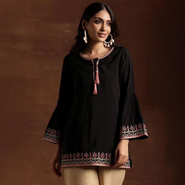 Libas Women's Ethnic Motif Embroidered Straight Kurti | 29180O | Black - M