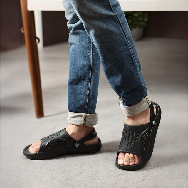 Carlton London Black Comfortable Men Flip Flops | UK 7