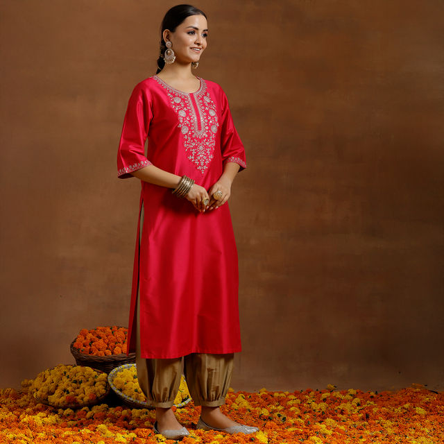 Libas Women's Zaridori Embroidered Straight Kurta | G2732 | Pink - L