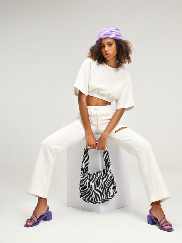 Cava Women's Joggers Straight Leg Slit | Arctic White - M
