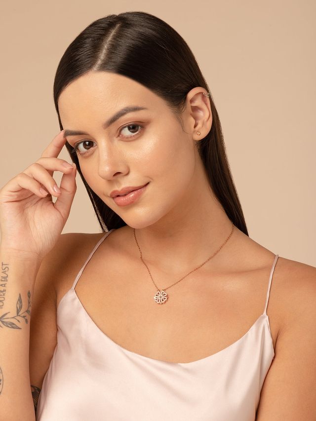 Salty Fashion Hyacinth 4-pcs Zircon Heart Magnetic Clover Necklace for Women