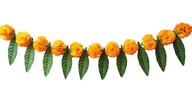 Mango Leaves and Marigold Thorana