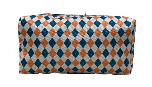 18c4d69e-4c52-4756-b33d-13de606bf81c.jpg