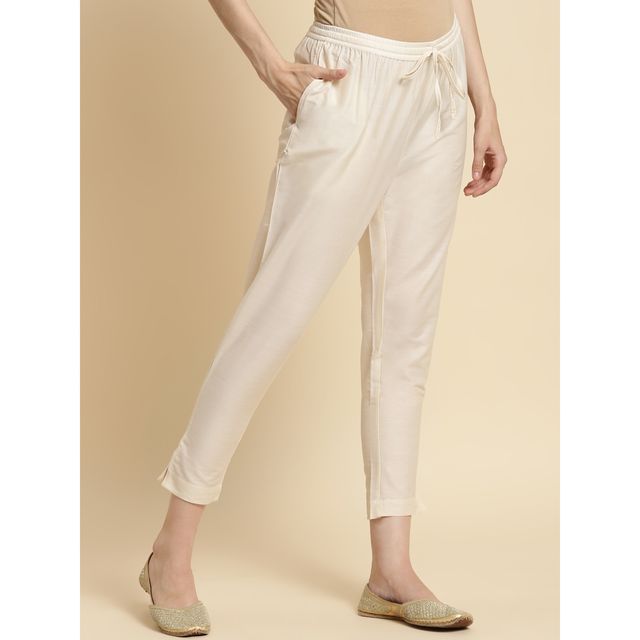 Rangita Women s Cream Solid Ankle Length Pencil Pant | M