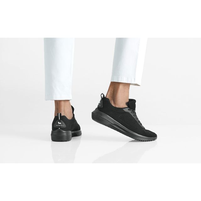 Neeman's The Everyday Basic Sneakers Electric Black | UK 6