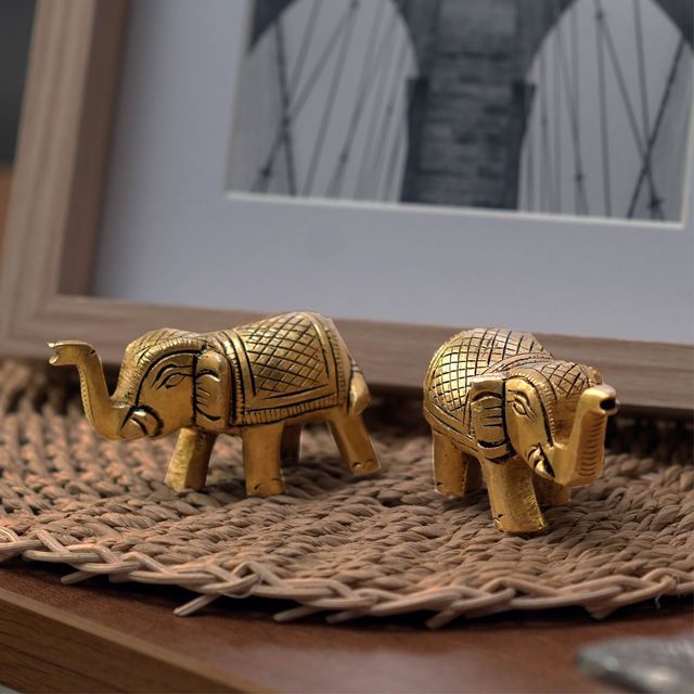 10club Elephant Idols - 2 pc