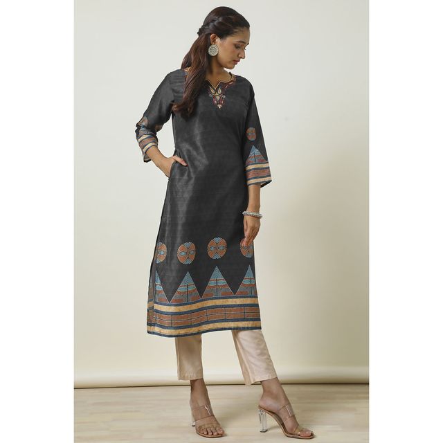 Soch Women's Black Muslin Blend Embroidered Kurta With Beads | XL
