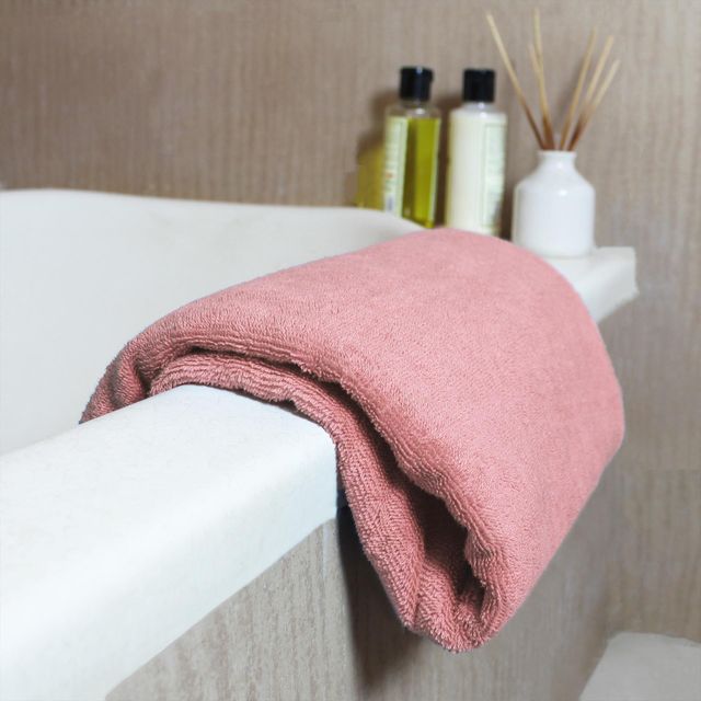 Heelium Bamboo Bath Towel Lightweight & Quick Drying | 140 x 70 cm - 400 Gsm | Pack Of 1