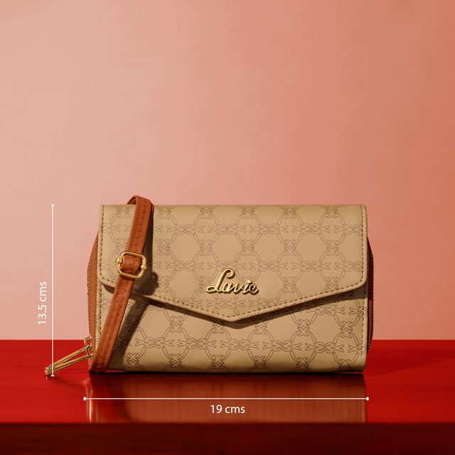 Buy Lavie Scarlet Sally 1 Women Gift Set Online - Price @ ₹1410