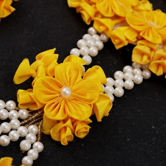 Oye Happy Yellow Pearl Jewellery Set