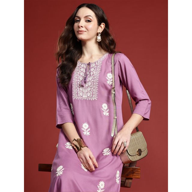 Indo Era Women's Viscose Rayon Floral Embroidered Straight Kurta | KT5LV9998 | Lavender - L