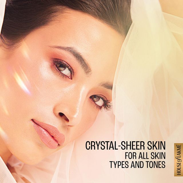 Lakme Absolute Perfect Radiance Skin Brightening Light Creme