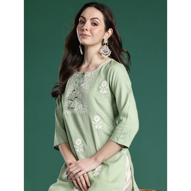Indo Era Women's Viscose Rayon Floral Embroidered Straight Kurta | KT5GN9997 | Green - S